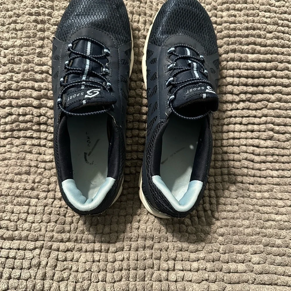 Women’s Navy  Athletic Shoes
